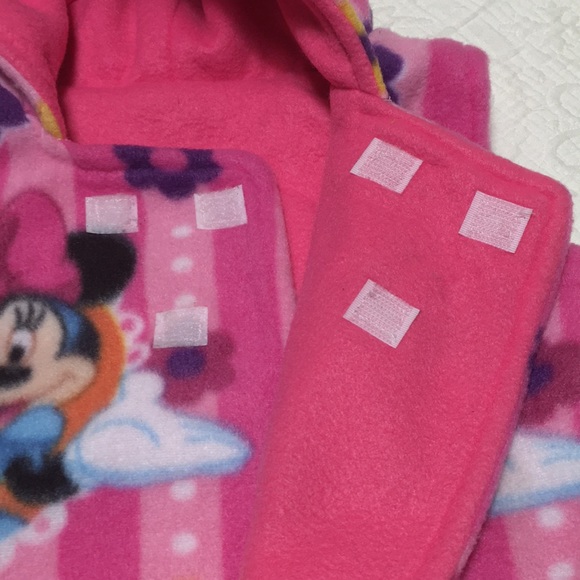 18m? (4/$20) Minnie Mouse Fleece Hooded Vest - Picture 7 of 16